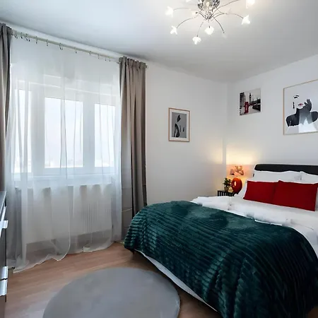 Апартаменты 2br Comfy W Stunning View - High Sky
