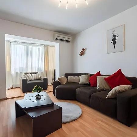 Apartamento 2br Comfy W Stunning View - High Sky *